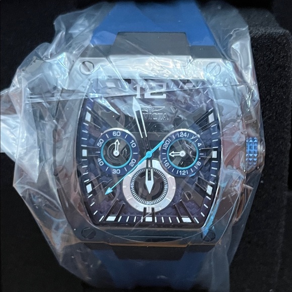 NWT - 48475 - Invicta Racing Men's Black and Blue Watch - Picture 6 of 7